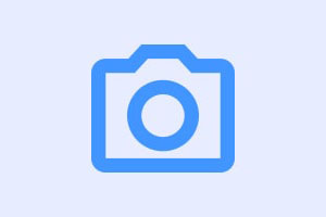 Homem e mulher ficam feridos após árvore cair sobre carro na Rodovia Oswaldo Cruz, em Taubaté